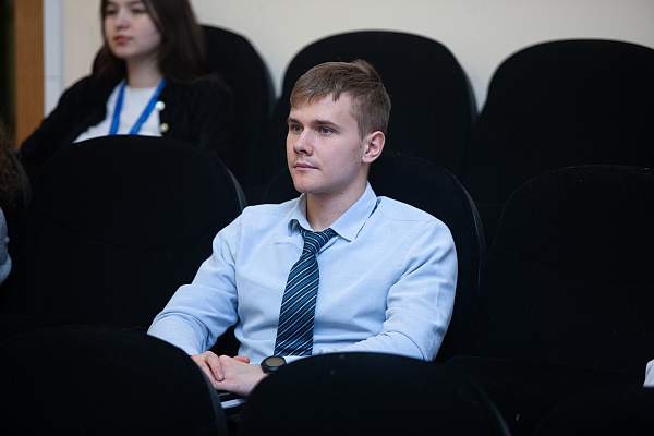 Образ общего будущего в дискурсах гендерных исследований стран СНГ и России обсудили на Вторых  Шанявских чтениях в РГГУ 