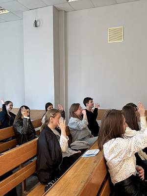 Студенты Института психологии провели ознакомительный тренинг для абитуриентов