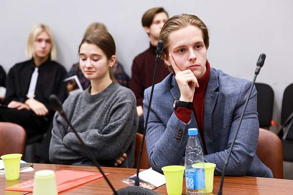 В РГГУ прошло заседание кругого стола «Женщины и женские образы в Античности и Средневековье»