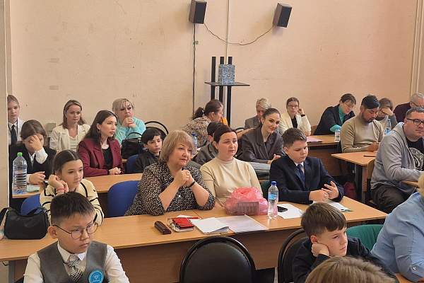 Подведены итоги национального соревнования юных исследователей «Шаг в будущее, Юниор»