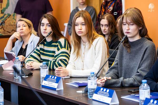 Учим учить: в РГГУ прошла конференция о преподавании китайского языка в России