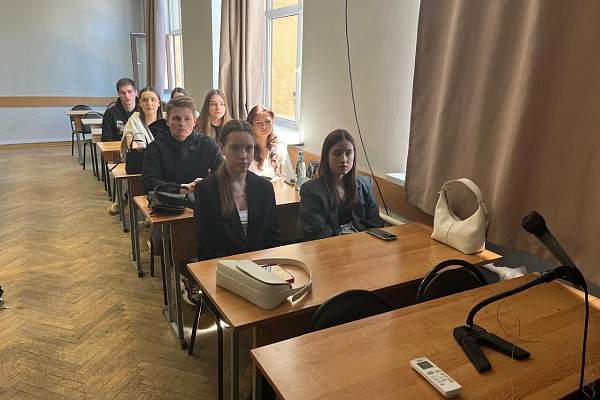 На юридическом факультете состоялся семинар-дискуссия «Формы противодействия экстремизму в ВУЗах»