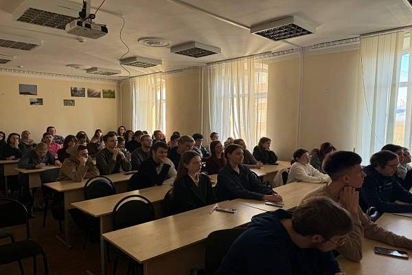 В РГГУ прошёл мастер-класс на тему «Какие качества нужны переводчику-синхронисту»
