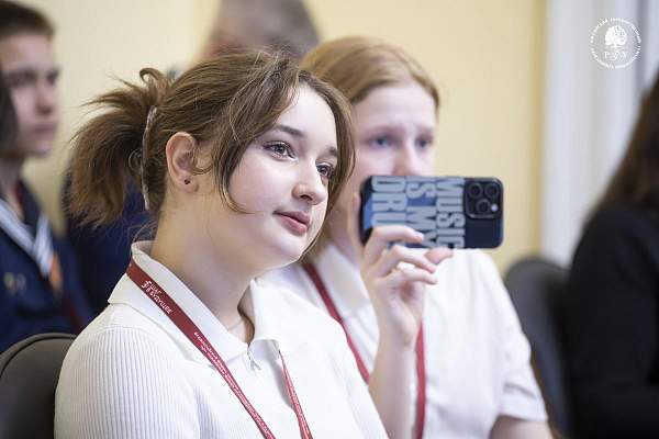 В РГГУ организовано заседание секции «Социология» в рамках Всероссийского форума «Шаг в будущее»