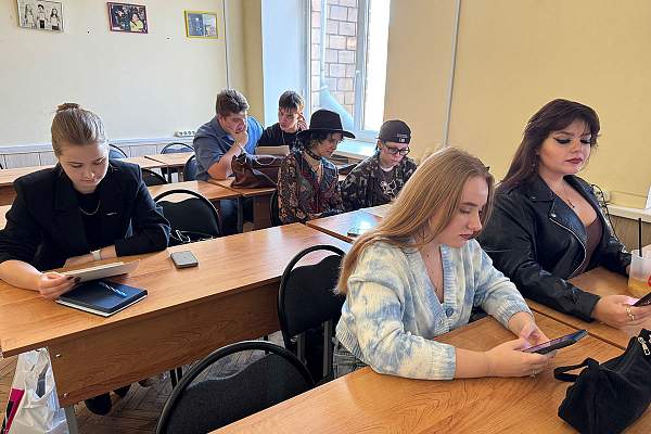 В РГГУ обсудили трансформацию медиа в эпоху фейковой реальности