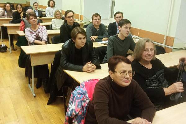 Студенты и преподаватели РГГУ обсудили документальный фильм «Загадки древних строк»