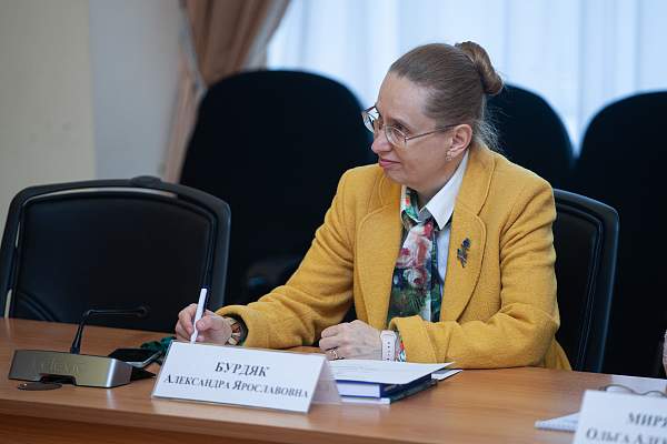 Образ общего будущего в дискурсах гендерных исследований стран СНГ и России обсудили на Вторых  Шанявских чтениях в РГГУ 