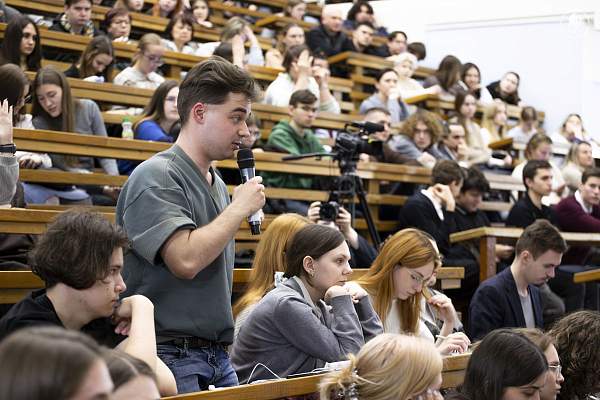 Мария Захарова в РГГУ — о границах прогресса и вызовах современности