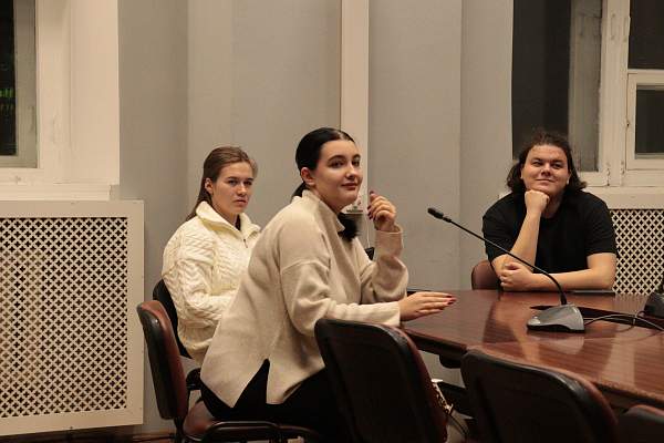 К теме похоронной культуры обратились на заседании СНО «Лаборатория Новой локальной истории»
