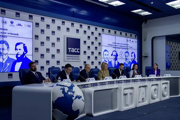 Проректор РГГУ принял участие в пресс-конференции II Всероссийских педагогических чтений «Моя страна — моя Россия» 