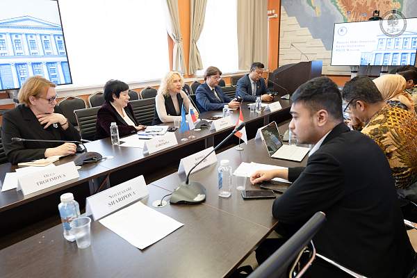 РГГУ и Университет Северной Суматры обсудили перспективы научного и образовательного сотрудничества