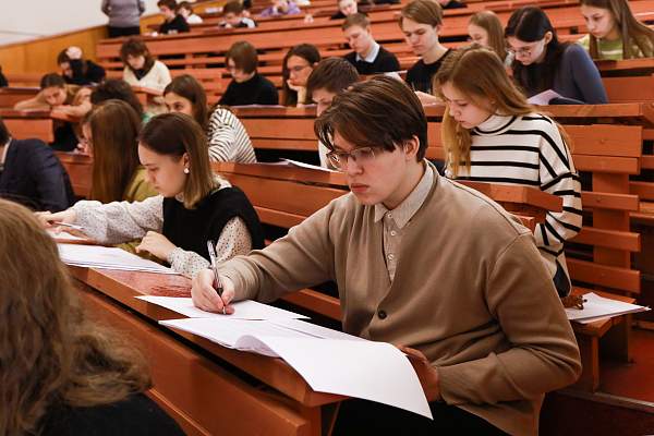 Состоялся заключительный этап Олимпиады РГГУ для школьников