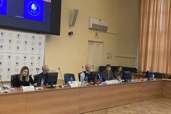 Преподаватели и студенты ЮФ приняли участие в обсуждении актуальных правовых проблем развития предпринимательства и сохранения культурного наследия