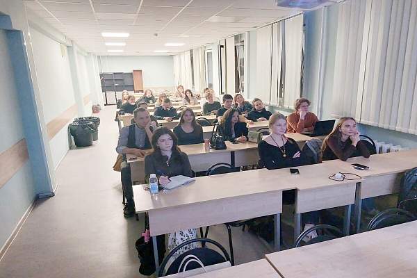 Маркетинг по ту сторону человека: в РГГУ состоялся круглый стол, посвященный цифровым двойникам