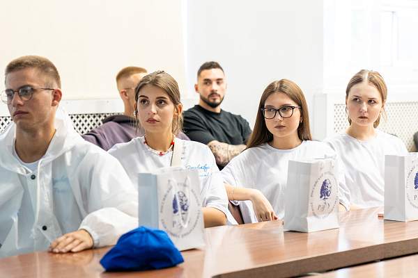 РГГУ открыл двери юным журналистам со всего мира