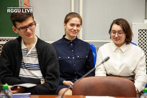 Состоялось предновогоднее заседание СНО «Лаборатория Новой Локальной Истории»