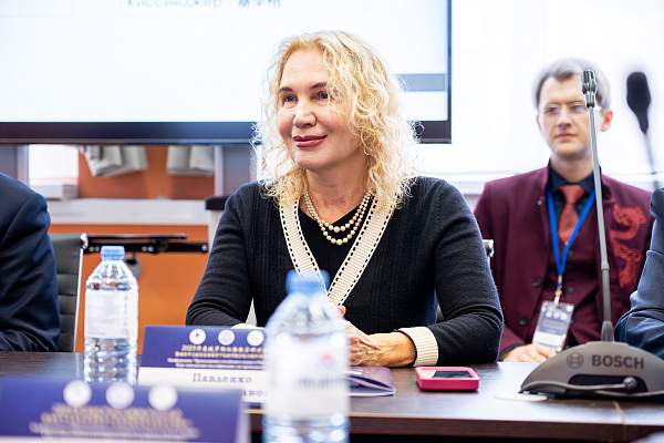 Учим учить: в РГГУ прошла конференция о преподавании китайского языка в России