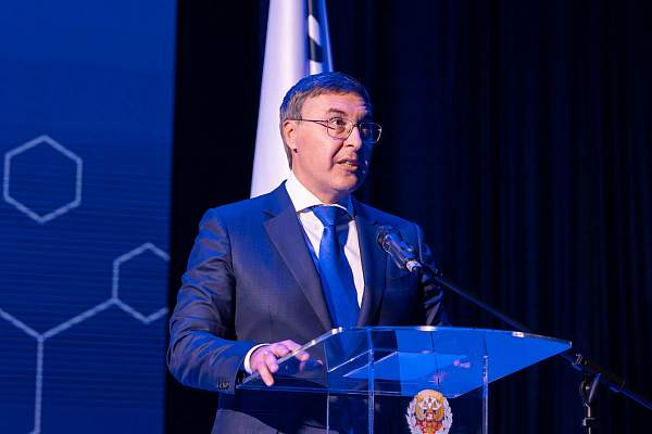 Елена Барышева и Светлана Коначёва удостоены престижной премии на VIII профессорском форуме