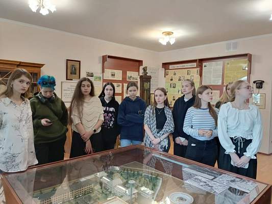 Студенты Института психологии посетили музей психиатрии