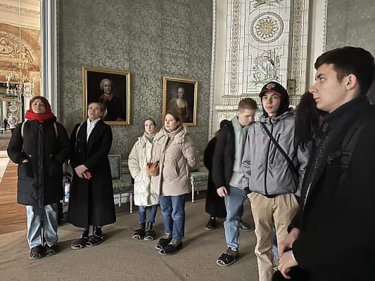Студенты Исторического факультета посетили музей-усадьбу Кусково 