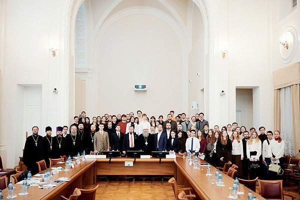 Исследование СНО «Документ. Архив. Дипломатия» РГГУ стало частью диалога о будущем русской мысли