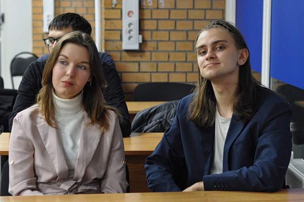 СНО «Методы и тексты» провели публичную лекцию «В поисках исторического источника: опыт архивной эвристики»