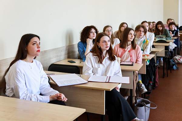 В РГГУ состоялся круглый стол «Диалог культур: история и современность»