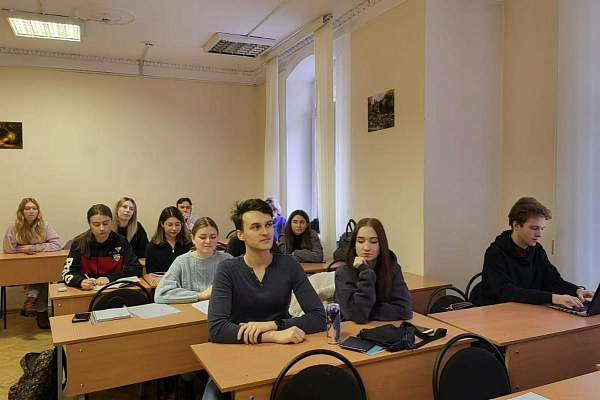 Прошло заседание СНО «Клуб молодых отельеров РГГУ»