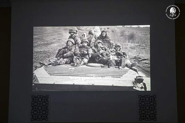 Показ документального фильма «У края бездны. Прорыв к Центру» в РГГУ