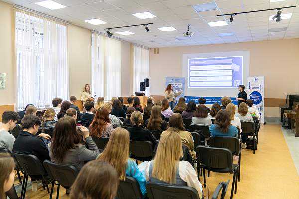 Развиваем студенческие медиа: в РГГУ состоялась встреча с представителями «НОС»