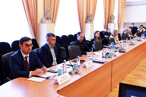 В РГГУ прошла научно-практическая конференция «Высокотехнологичные корпорации: проблемы экономики, управления и права в условиях трансформации производственных систем»