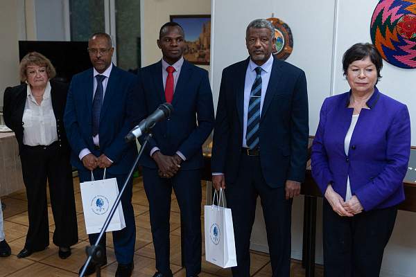 Открытие выставки Судана