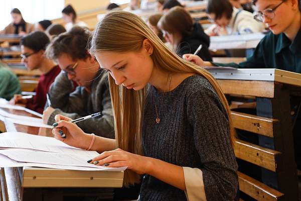 Состоялся заключительный этап Олимпиады РГГУ для школьников