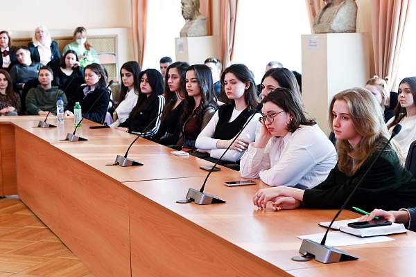 РГГУ посетил ветеран внешней разведки Андрей Безруков