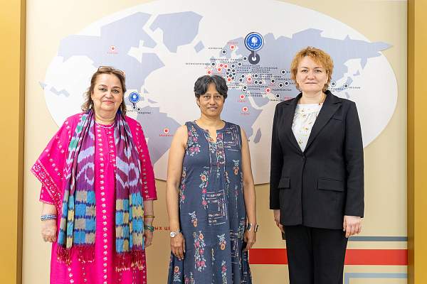 РГГУ с визитом посетила профессор университета Пуны имени Савитрибаи Пхуле (Индия) Анагха Бхат-Бехере