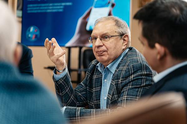 РАЕН поддержала инициативу РГГУ по созданию научной школы платформенной экономики