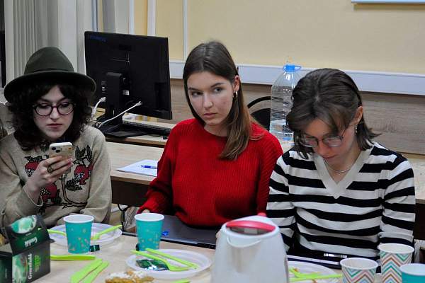 В РГГУ прошёл третий фем-ридинг в рамках СНО «Методы и тексты»