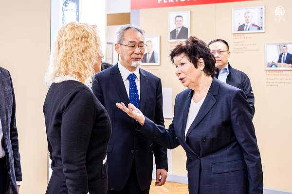 Учим учить: в РГГУ прошла конференция о преподавании китайского языка в России