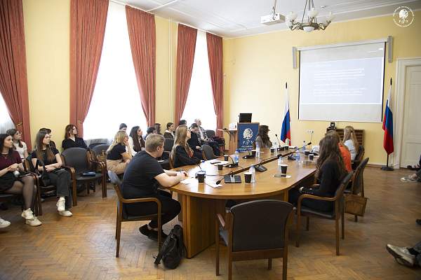 Социологический факультет ИСЭН РГГУ провёл юбилейный «Социологический нарратив 2026»