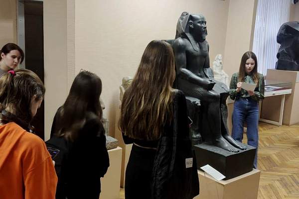 В РГГУ состоялось заседание студенческого научного семинара «Межкультурная коммуникация в историческом контексте»