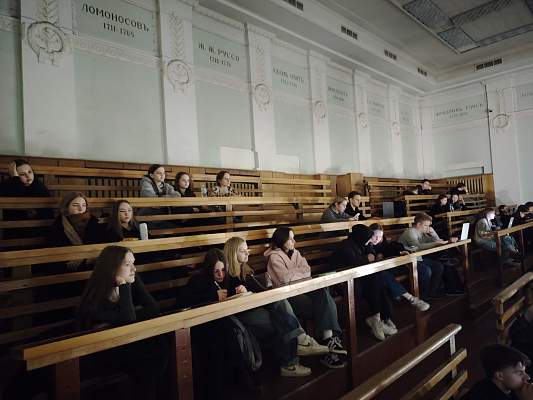 В РГГУ состоялась лекция-экскурсия по истории Москвы 1941 года