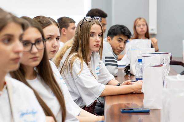 РГГУ открыл двери юным журналистам со всего мира