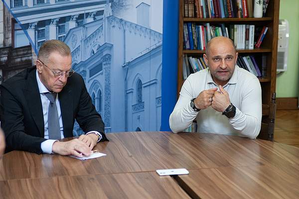 РГГУ — первый вуз в стране, взявший шефство над батальоном «Спарта»