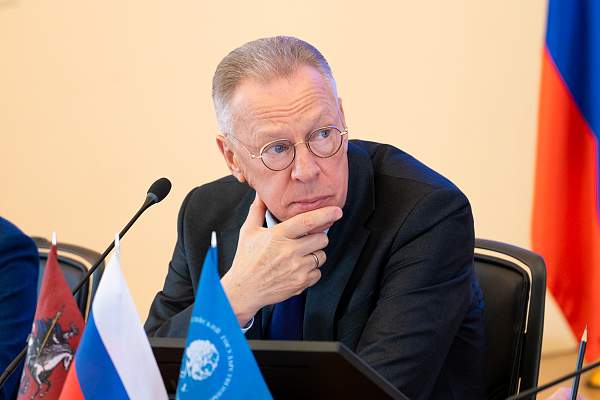 Новые деканы, повышение стипендий: итоги заседания учёного совета РГГУ