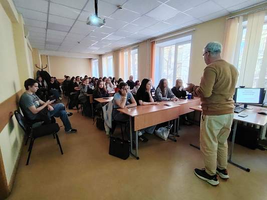 На факультете маркетинга и рекламы ИСЭН состоялось лекционно-тренинговое занятие «Причины употребления наркотиков»