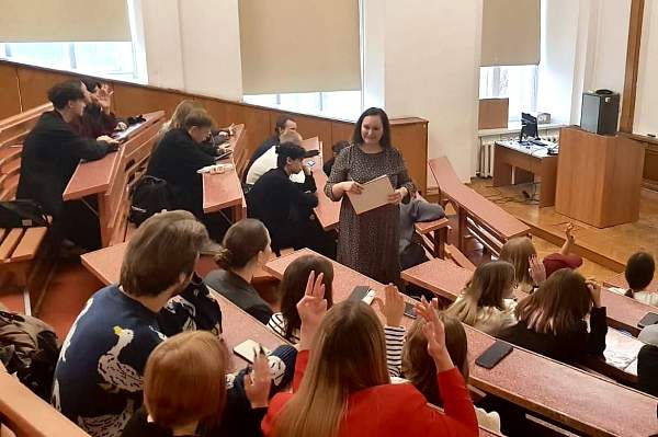 На юридическом факультете ИЭУП завершился правовой марафон на тему: Налог? Где? Когда?