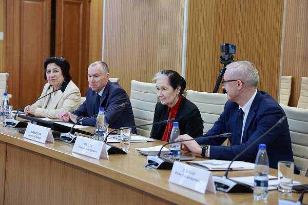 Юридическая клиника РГГУ приняла участие в круглом столе Экспертного совета при Уполномоченном по правам человека в Российской Федерации