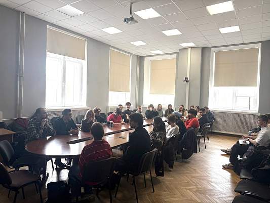 В РГГУ прошла публичная лекция директора Института Русского зарубежья 