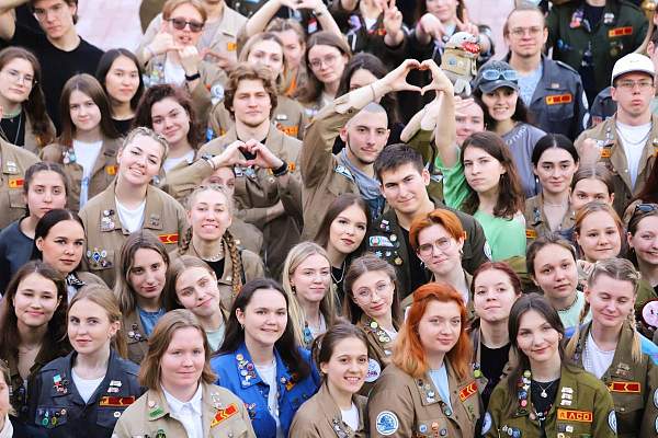 Студенты РГГУ на выезде Школы Руководителей Студенческих отрядов Москвы