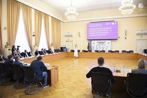 Личный бренд руководителя: как управлять цифровым профилем и репутацией